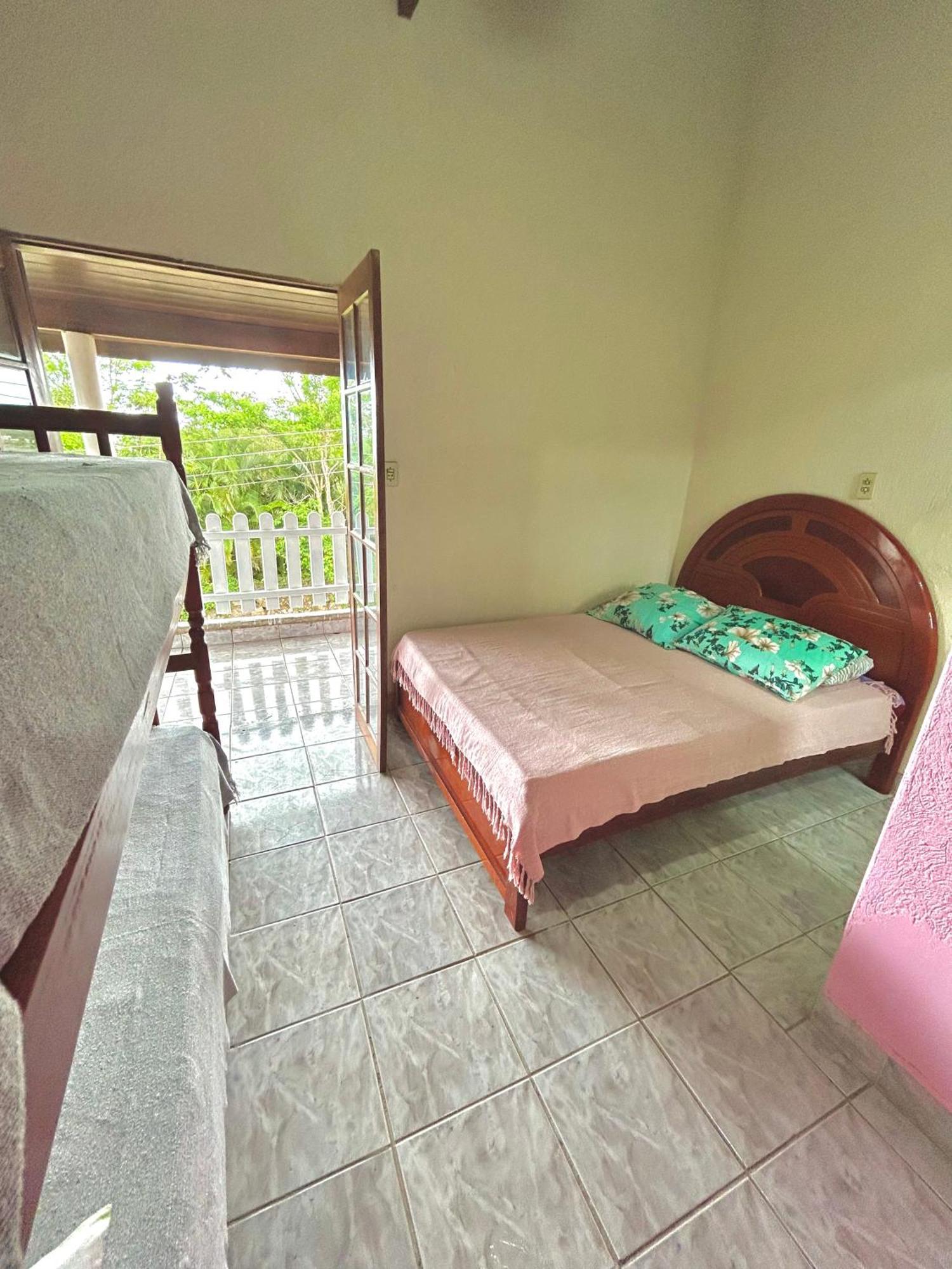 Sobrado E Casa Em Ubatuba Villa Exterior photo